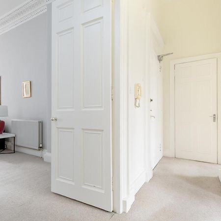 Light And Spacious 2 Bedroom Flat In Heart Of เอดินบะระ ภายนอก รูปภาพ