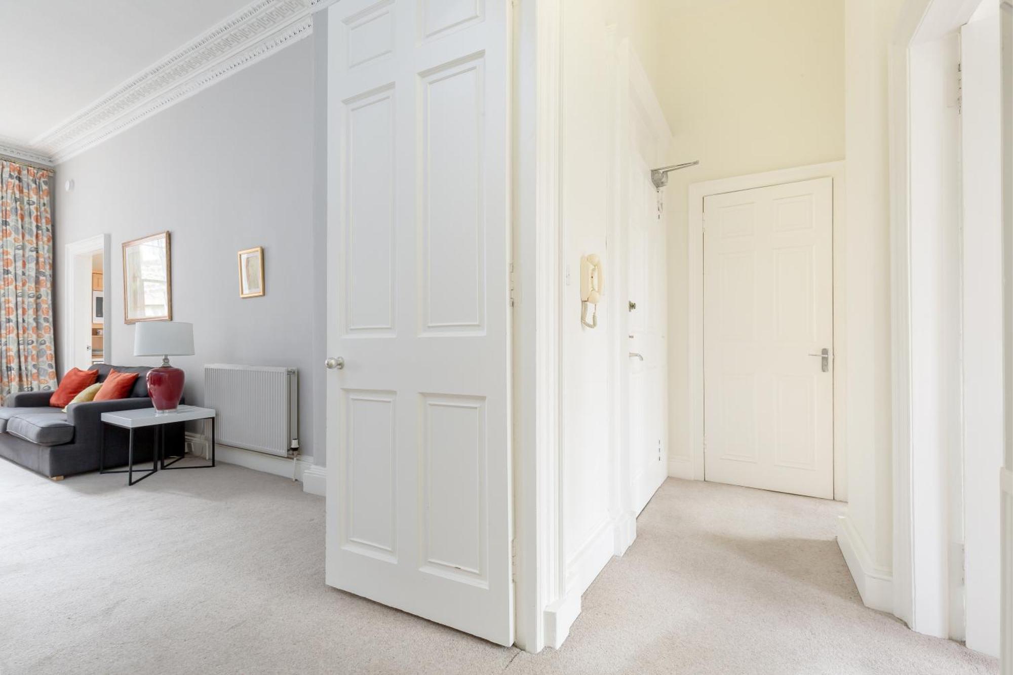 Light And Spacious 2 Bedroom Flat In Heart Of เอดินบะระ ภายนอก รูปภาพ