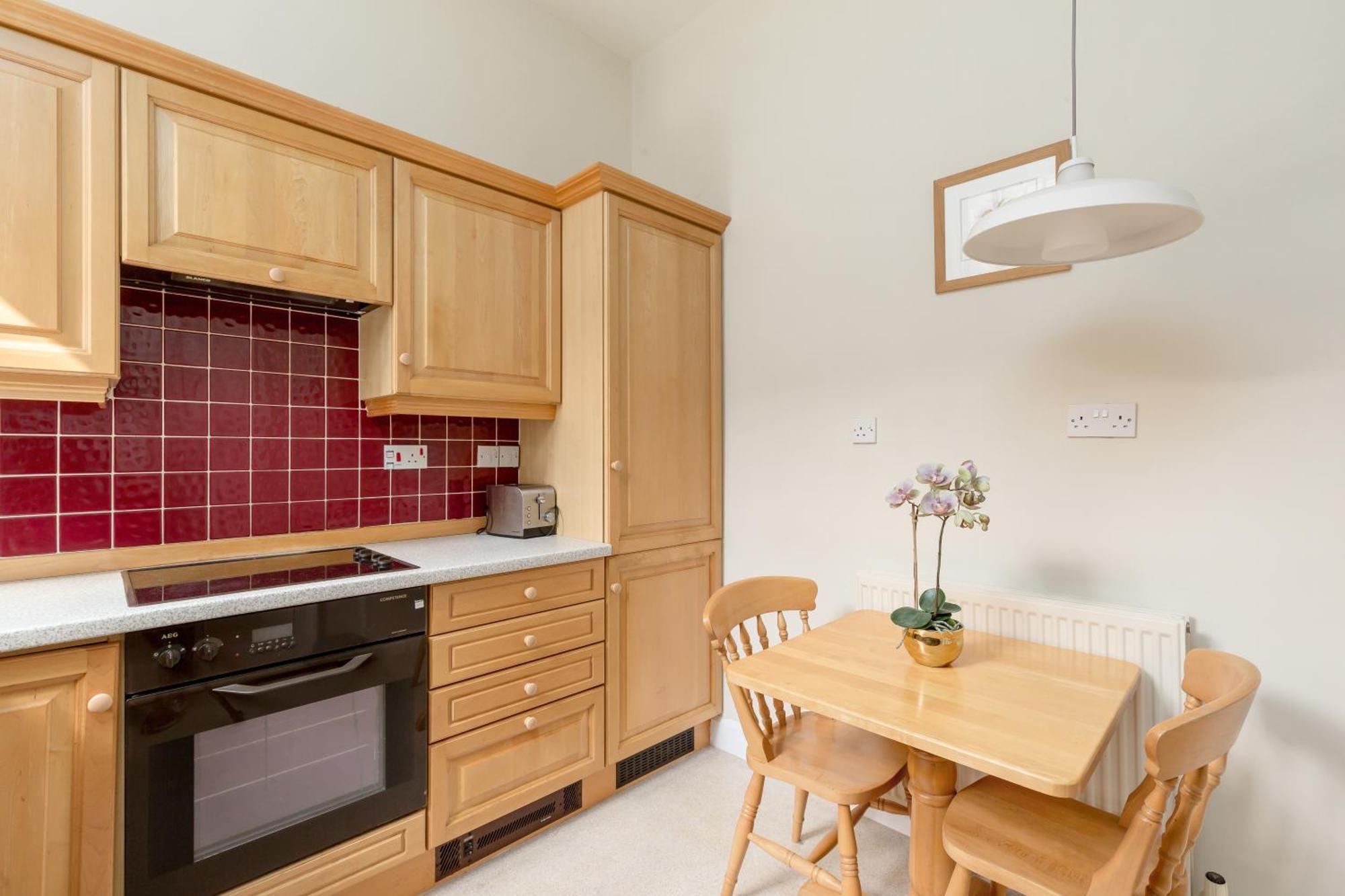 Light And Spacious 2 Bedroom Flat In Heart Of เอดินบะระ ภายนอก รูปภาพ