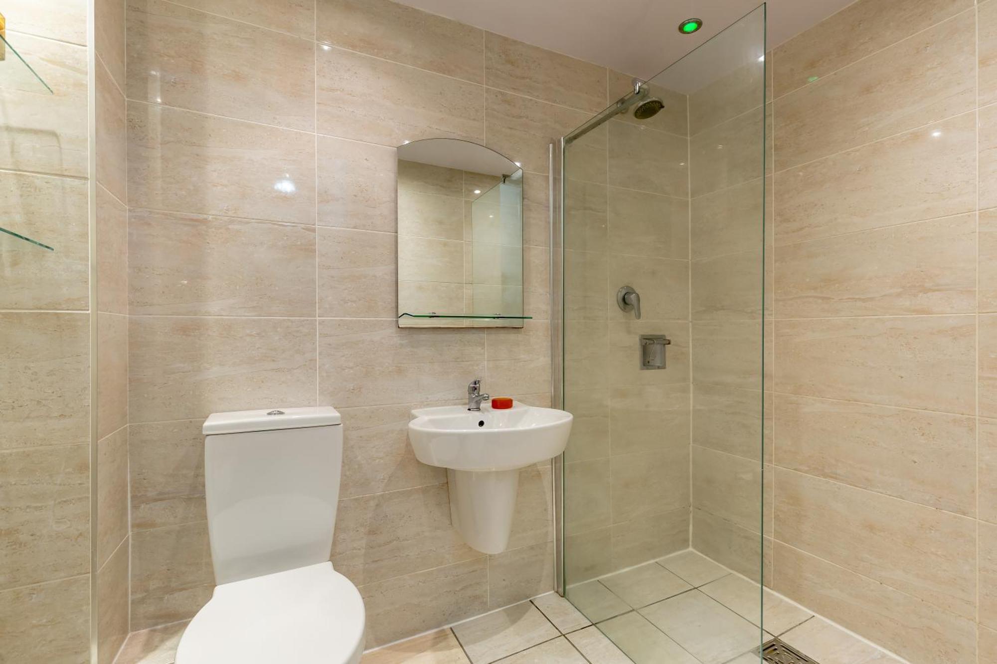 Light And Spacious 2 Bedroom Flat In Heart Of เอดินบะระ ภายนอก รูปภาพ
